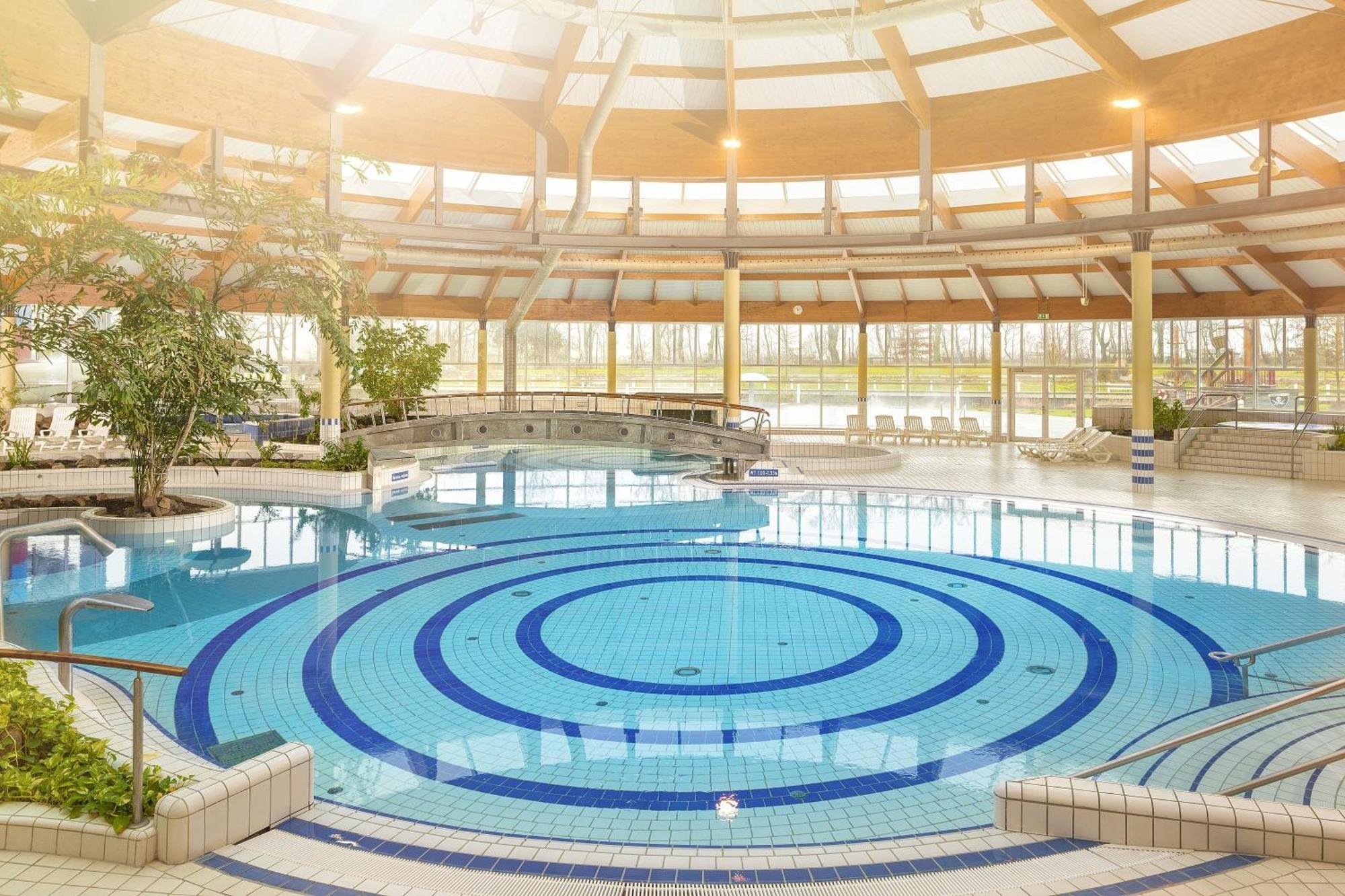 Wassernahes Ferienhaus Mit Meerblick Und Schwimmbadnutzung In Sellin - Ferienhaus Rohrweihe Gager Exterior photo